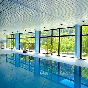 424 Mit Hallenbad Apartment